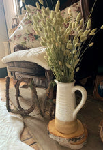 Load image into Gallery viewer, Fleck Country Jug
